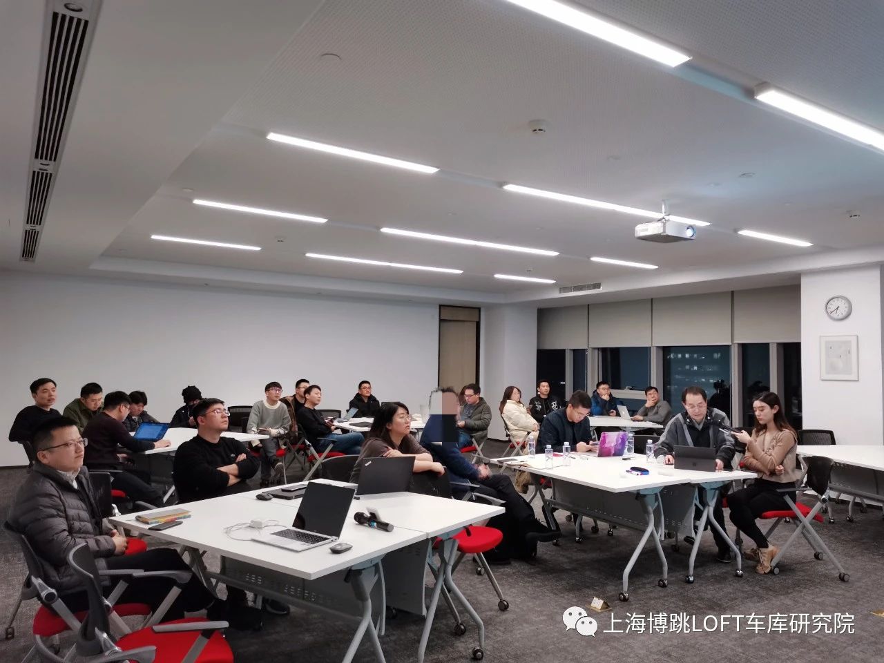 天津杭州LOFT车库专题会
